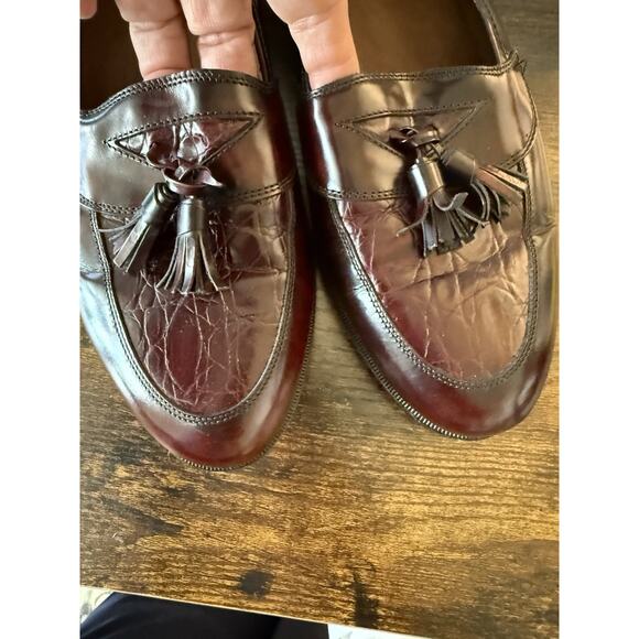 B.O.Q. Men’s 10.5 Penny Loafers Burgundy Leather Made in Italy Tassels Shoes main image 4